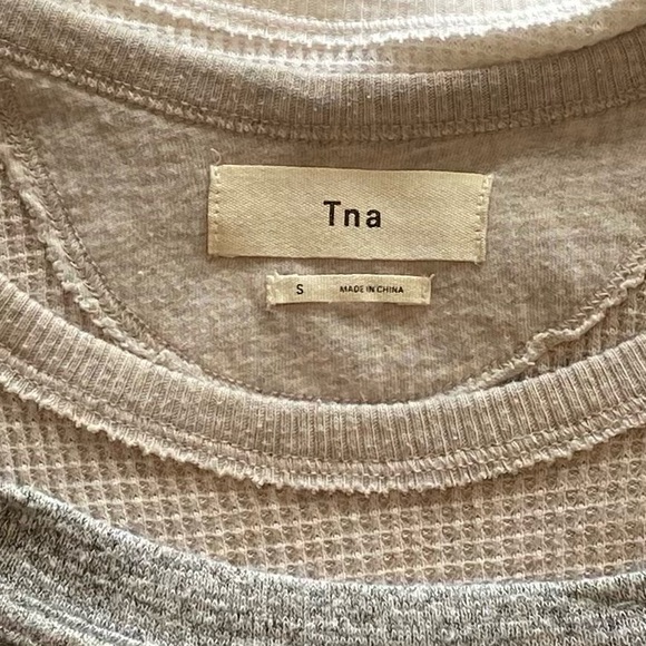 Aritzia Sweater Top - Picture 2 of 2